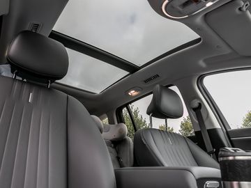 Hyundai Ioniq 9 Spurhalteassistent Kamera Navi Pano.