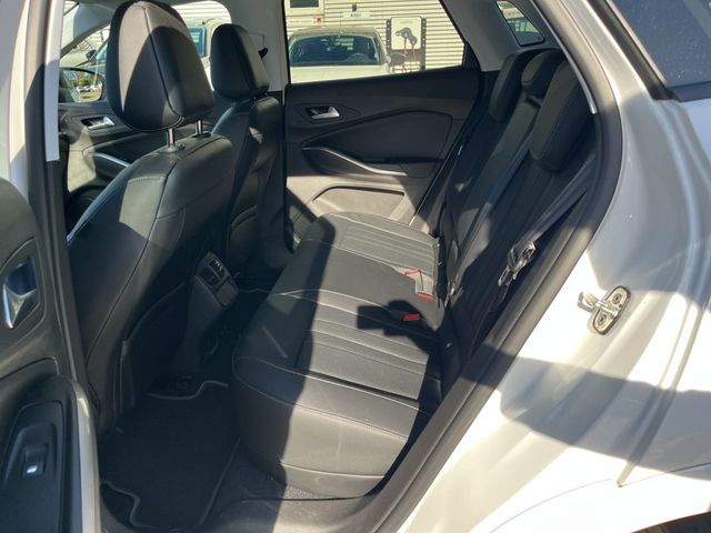 Opel GRANDLAND ULTIMATE HYBRID AT8