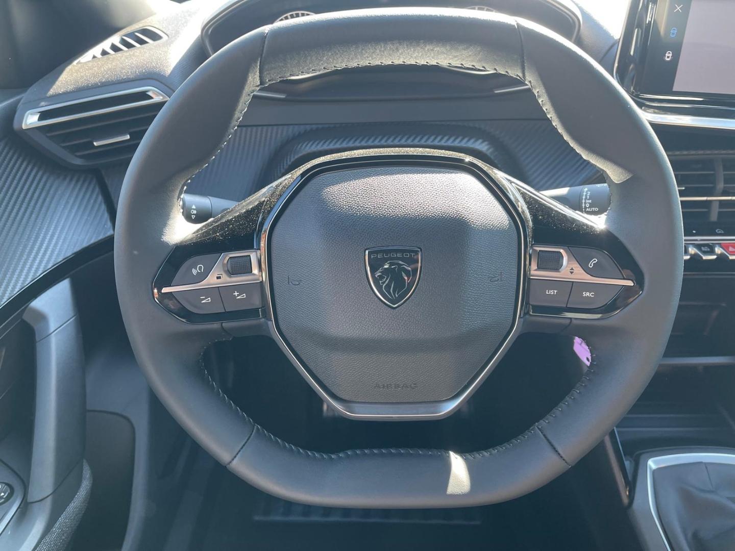 Peugeot 2008 Style Navi LED Apple CarPlay Android Auto K