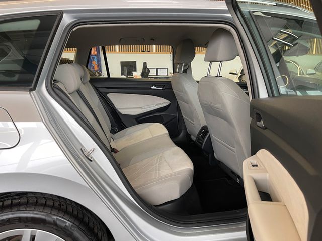 MYAUTOCENTER – Gebraucht- und Jahreswagen mit Werkstattservice in Pfaffenhofen Volkswagen Golf VIII Variant Life *1. Hand*Kamera*AHK*Klima