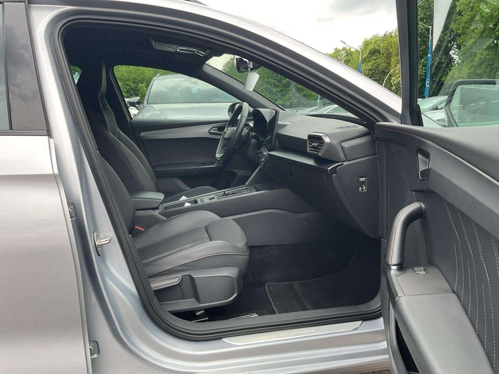 Cupra Leon Sportstourer 2.0 TSI 4Drive VZ DSG LED