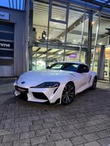 Toyota Supra GR Dynamic+8fach+V.Historie+VOLL+HEAD-UP+ - Toyota Supra: Sportwagen