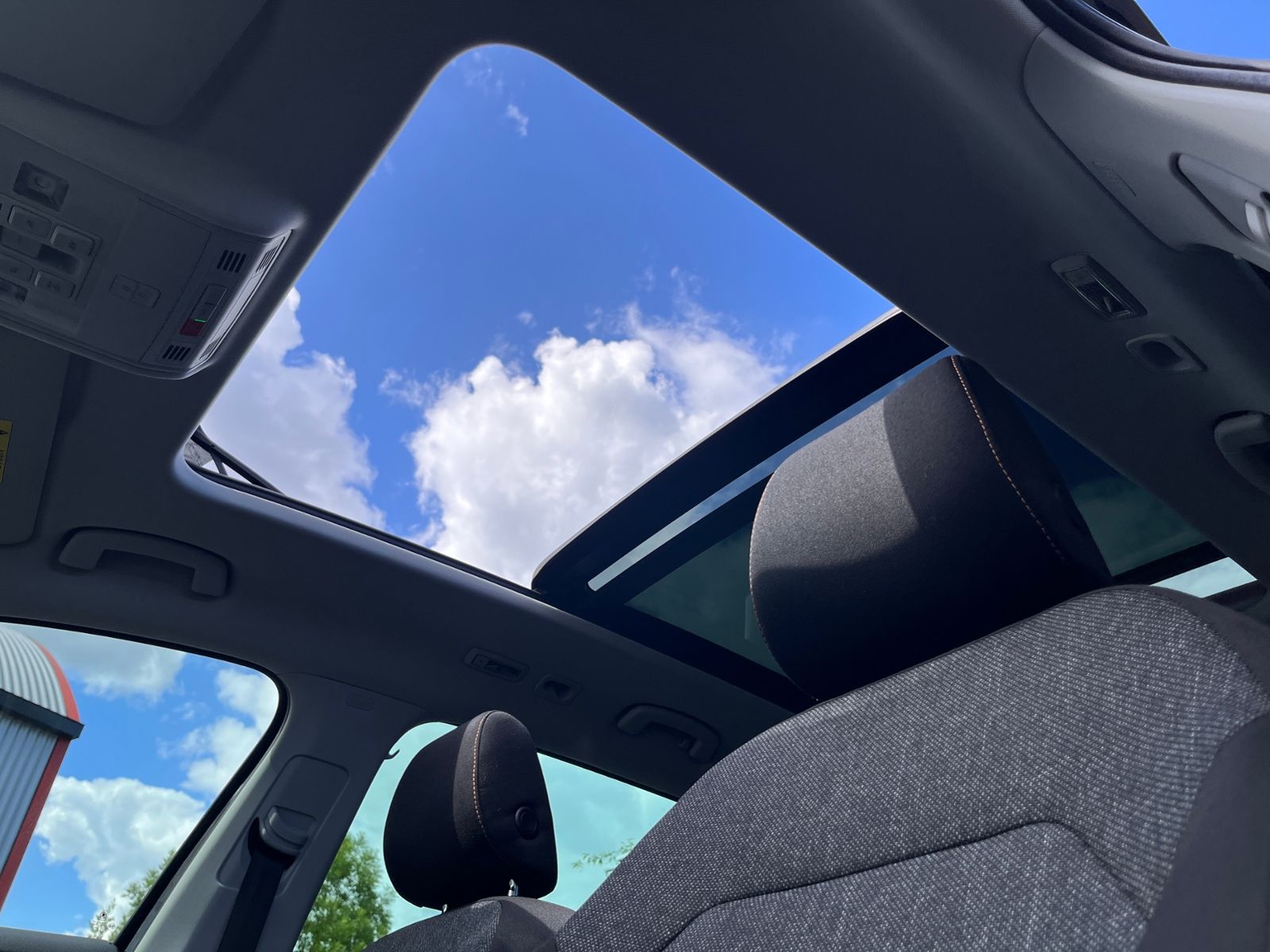 Fahrzeugabbildung SKODA Kodiaq Clever 4x4 PANO 360° LED NAVI
