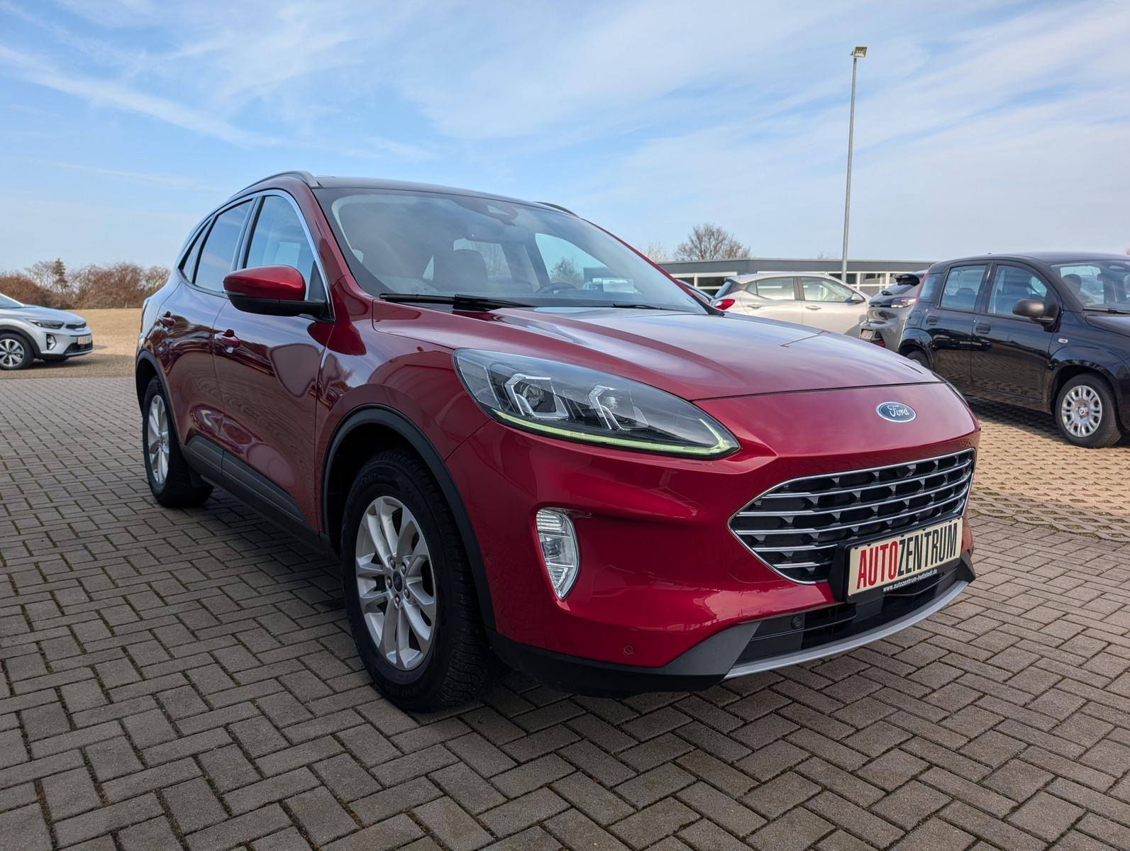 Ford Kuga Titanium X PANO*LED*NAVI*CAM*PARKLENK*B&O*