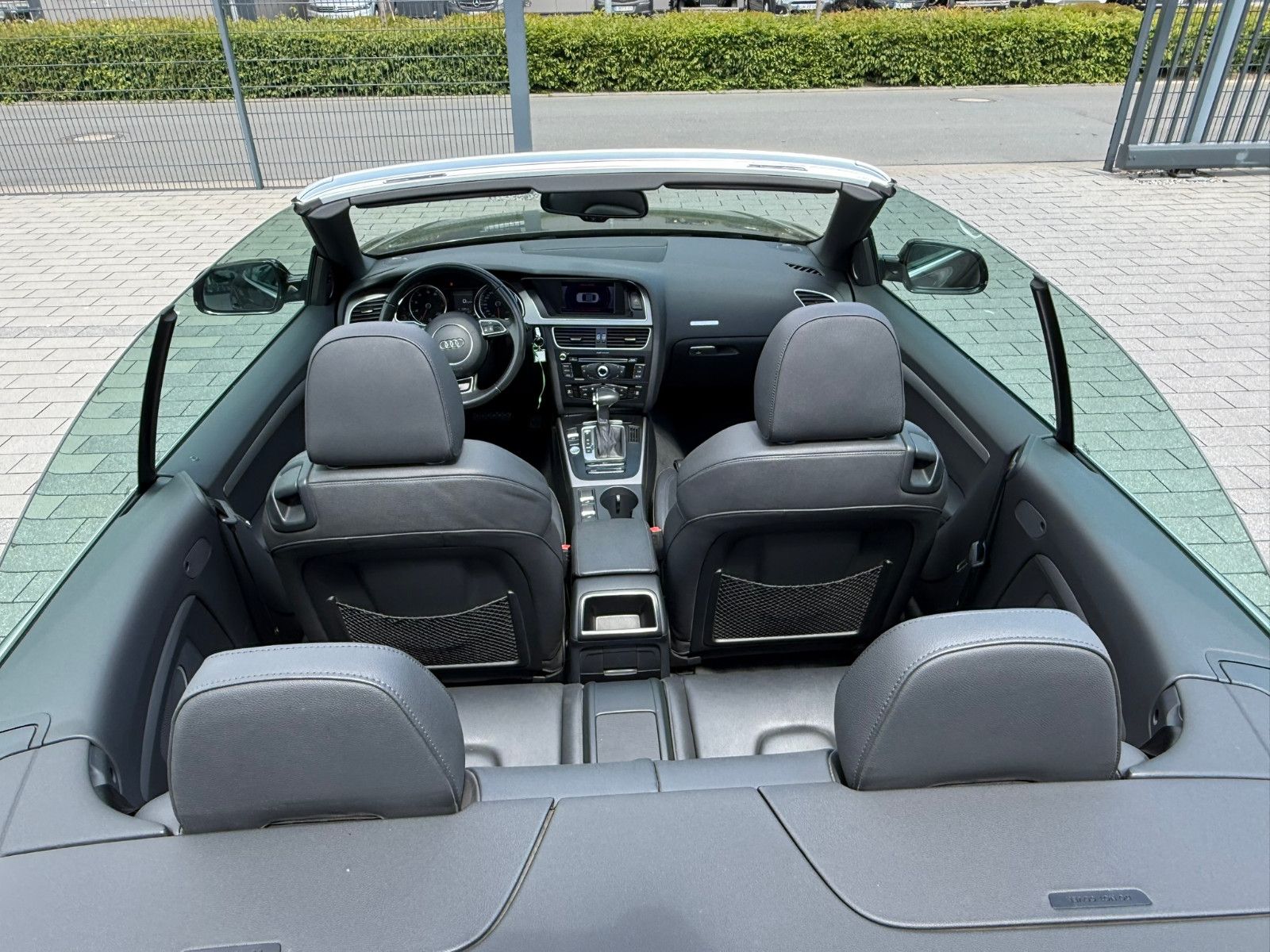 Fahrzeugabbildung Audi A5 Cabriolet 2.0 TFSI quattro S Line
