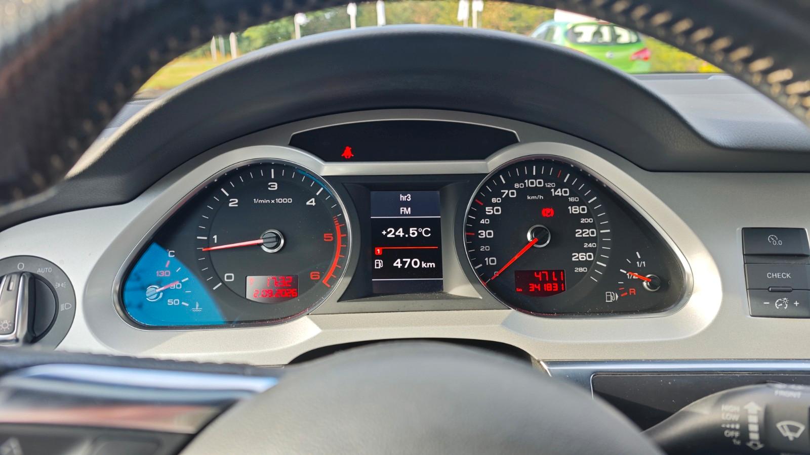 Audi A6 2011 — photo 7