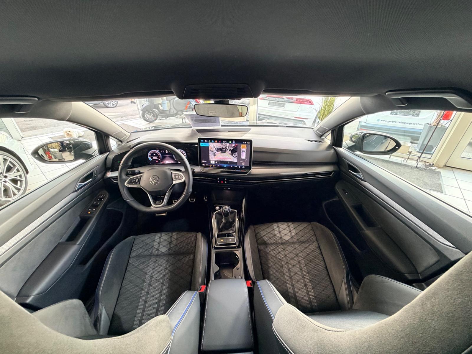 Volkswagen Golf VIII Variant 1.5 TSI 110 kW R-Line/1.Ha/LED, миниатюра 30