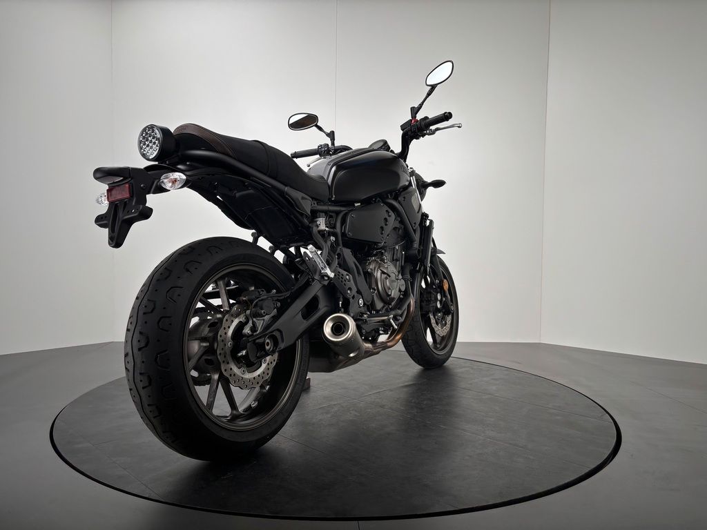 Fahrzeugabbildung Yamaha XSR 700 35KW *NEUWERTIG *SERIVCE NEU