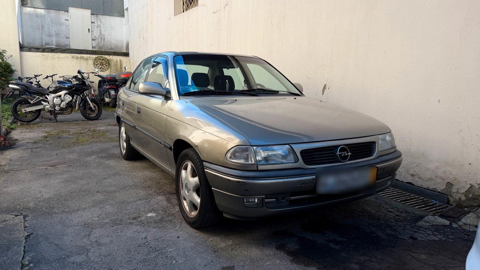 Opel Astra