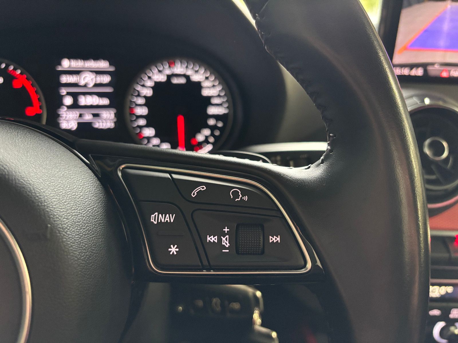 Fahrzeugabbildung Audi Q2 quattro sport/S-LINE/HEAD-UP/KAMERA/B&O
