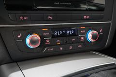 Fahrzeugabbildung Audi A6 Avant 2.0 TDI ULTRA S-TRONIC NAVI/LED/SHZ/AHK