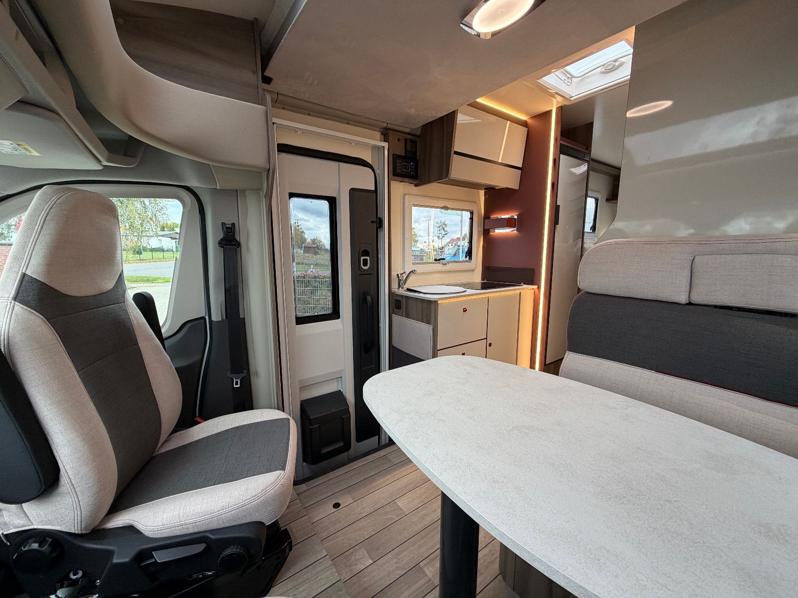 Fahrzeugabbildung Roller Team Kronos Fit 281 TL