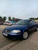 Volkswagen VW Passat 2.0 Benzin Automatik - Volkswagen Passat in Oldenburg