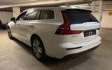 Volvo V60 B4 D Core|NAVIGATION|R-CAM|SHZG|LED| - Volvo V60 in Frankfurt (Main)