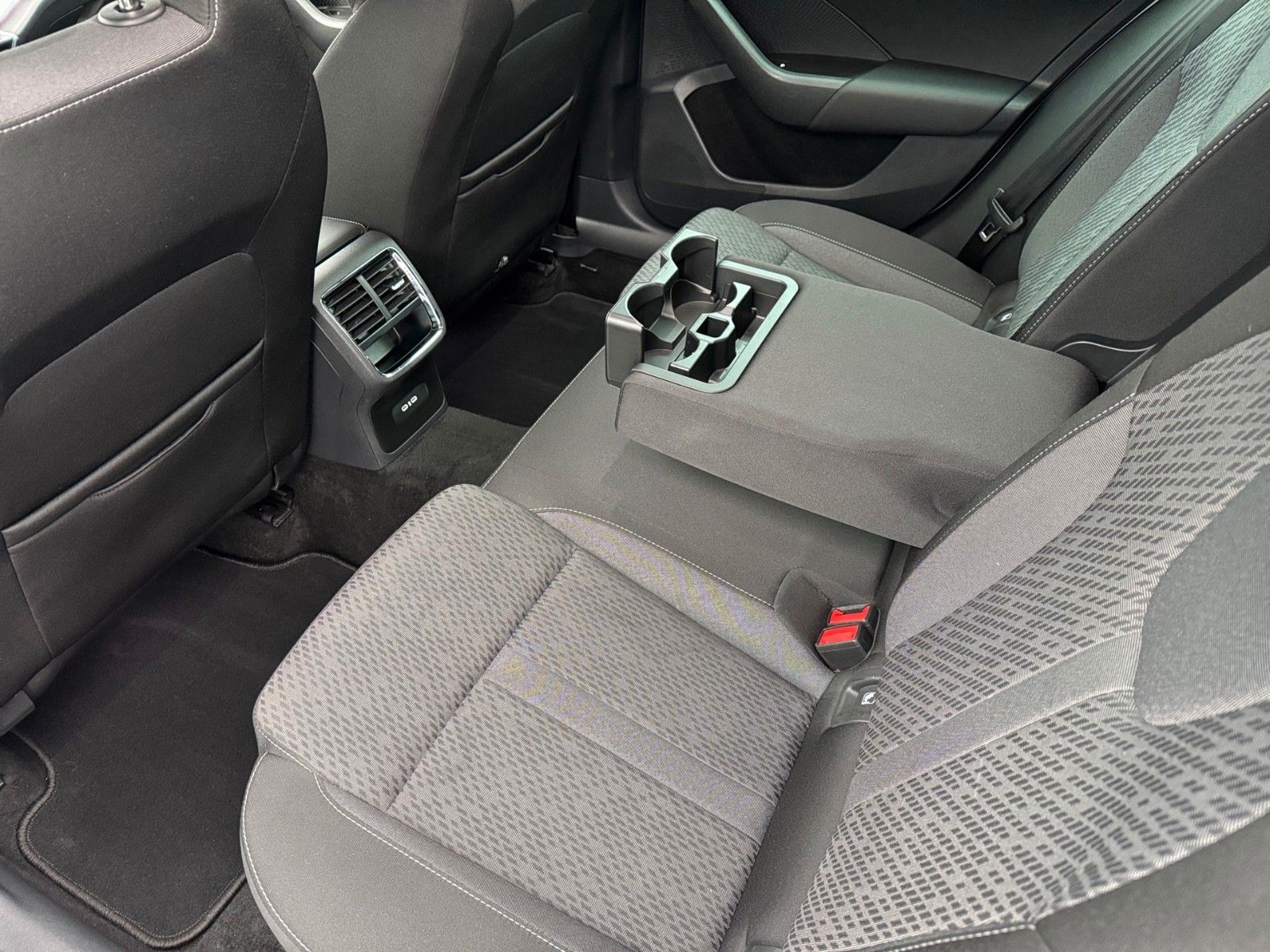 Fahrzeugabbildung SKODA Octavia Combi Style 2.0 TDI