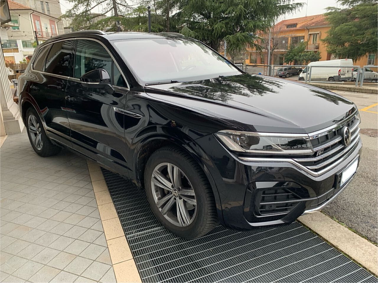 Volkswagen VOLKSWAGEN TOUAREG 3.0 V6 TDI 231 CV 4MOTION R-L imagem 2