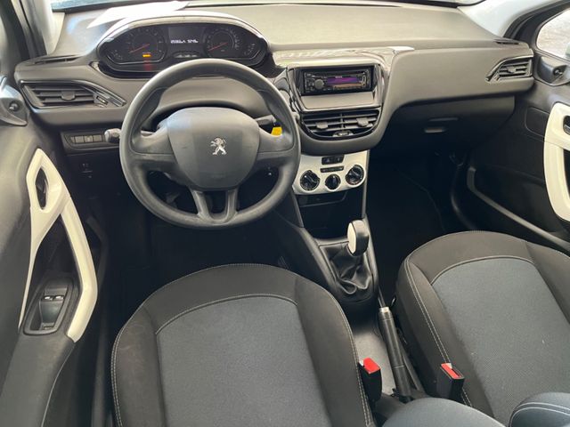 PEUGEOT 208 208 Like 1.0l*ÖLVERBRAUCH*KLIMA*TEMPO*2.HAND* - Bild 6