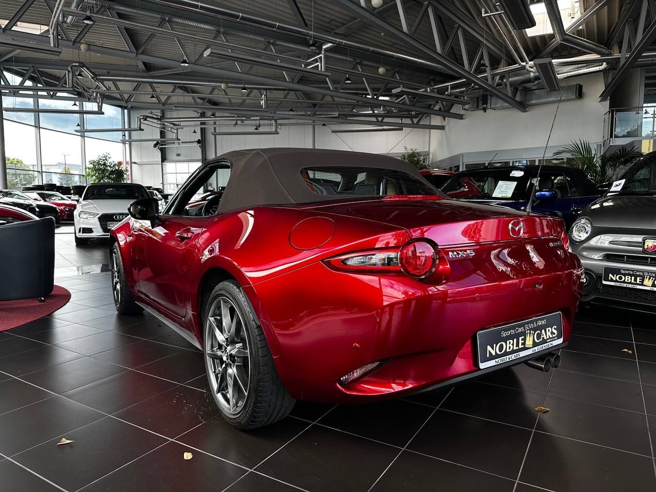 Fahrzeugabbildung Mazda MX-5 Selection KLIMA LED NAV LEDER