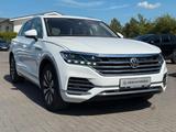 Volkswagen Touareg Atmosphere Innovision 4M AHK*PANO*LUFT* - Volkswagen Touareg mit Diesel-Antrieb: Head-Up Display