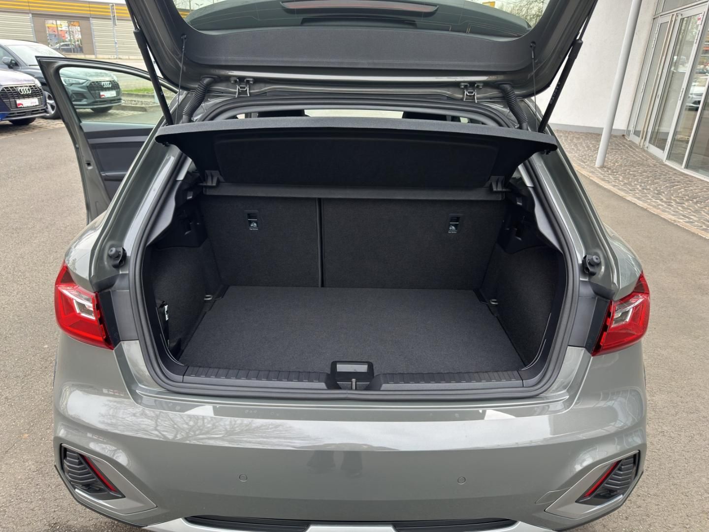 Fahrzeugabbildung Audi A1 allstreet 25 TFSI Smartphone Sitzhzg Phone Bo