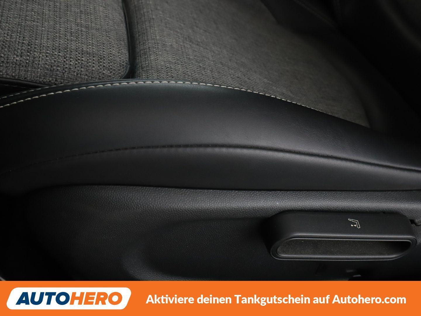 MINI Cooper *NAVI*LED*TEMPO*PDC*SHZ*KLIMA*