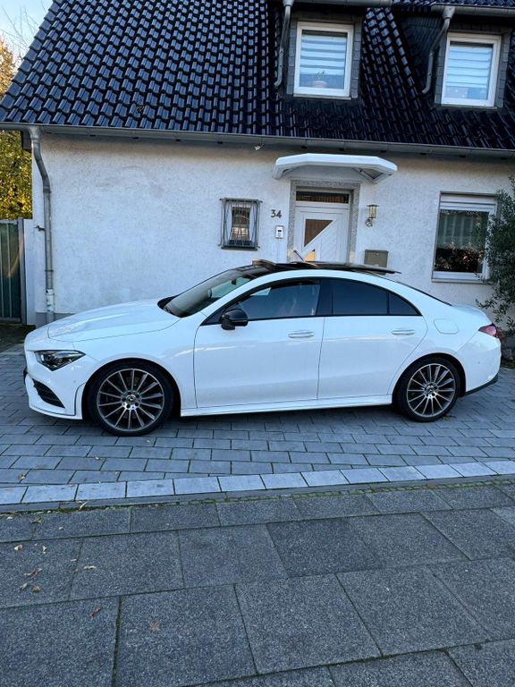 Image of Mercedes-Benz CLA 220