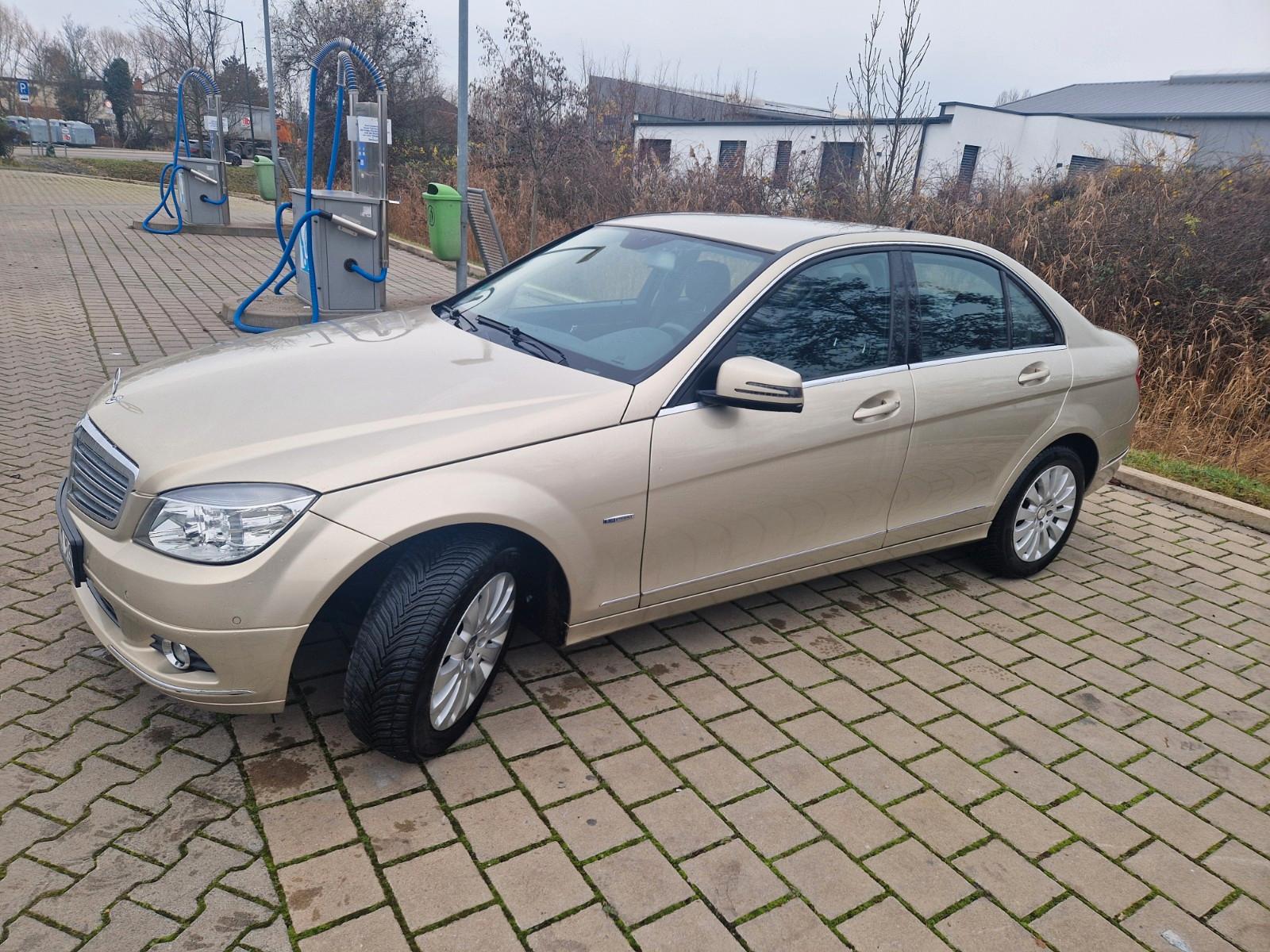 Mercedes-Benz C 200