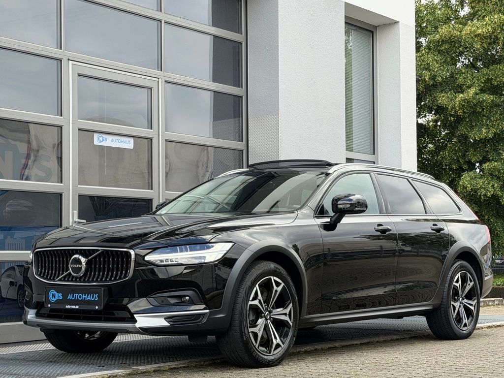 2021 Volvo V90 Cross Country
