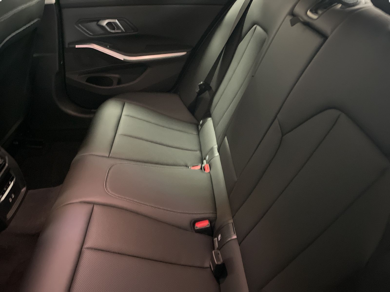 BMW 320 - Bild 13