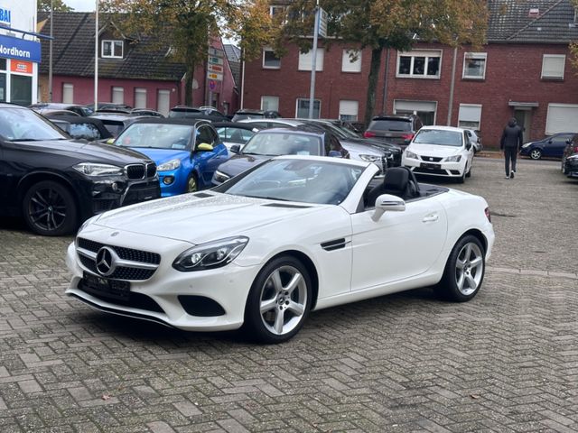 Mercedes-Benz SLC 200*LEDER*PANO*SHZ*NHZ*NAVI***