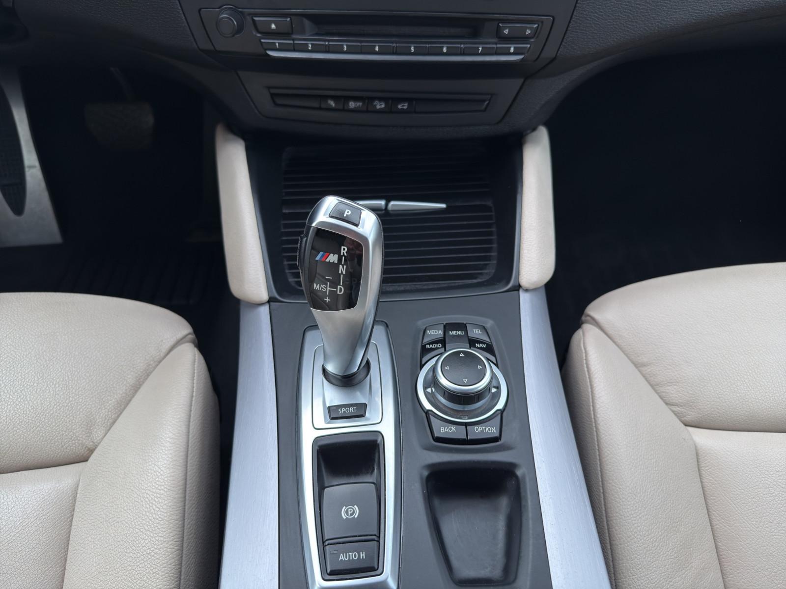 BMW X6 M50d 381 ch • Head-up • Toit ouvrant • Phares LED adaptatifs • Caméra • Cuir Nappa beige