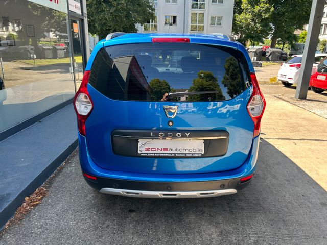 Fahrzeugabbildung Dacia Lodgy Stepway 1.6+7 Sitzer+Navi+Kamera+Allwetter