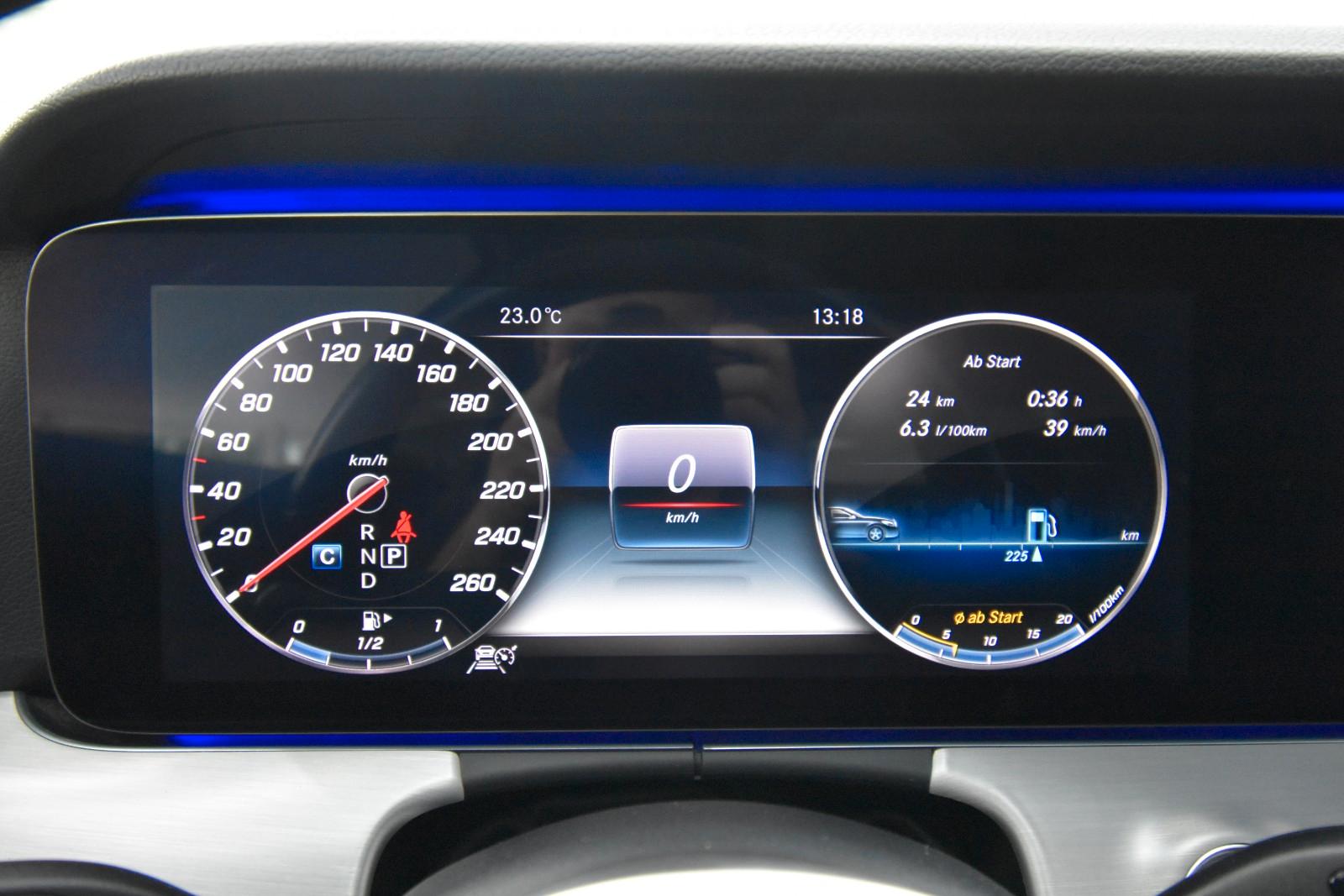 Mercedes-Benz E 220d Coupe Avantgarde Widescreen 20 Zoll