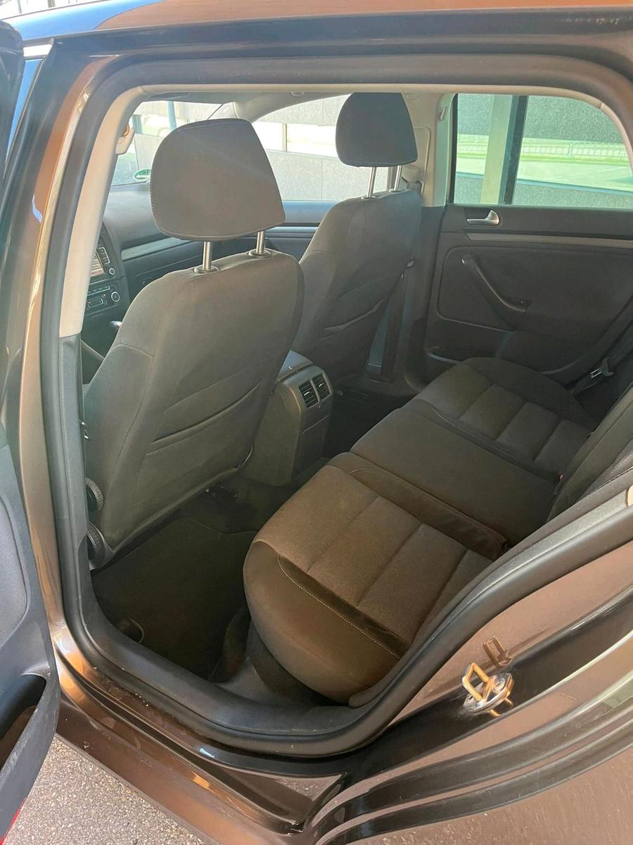 Volkswagen Golf 2011 — photo 8
