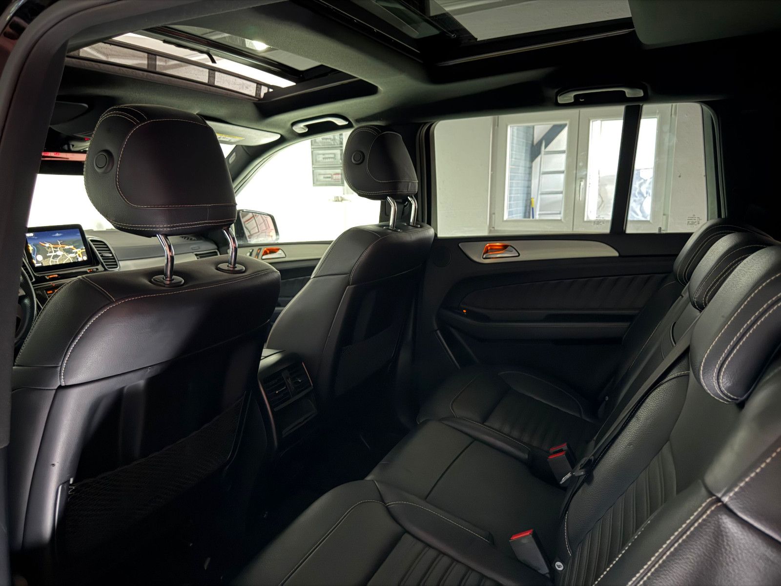 Fahrzeugabbildung Mercedes-Benz GLS 350 d 4Matic AMG-LINE/PANO/AHK/DAB/7-SITZER