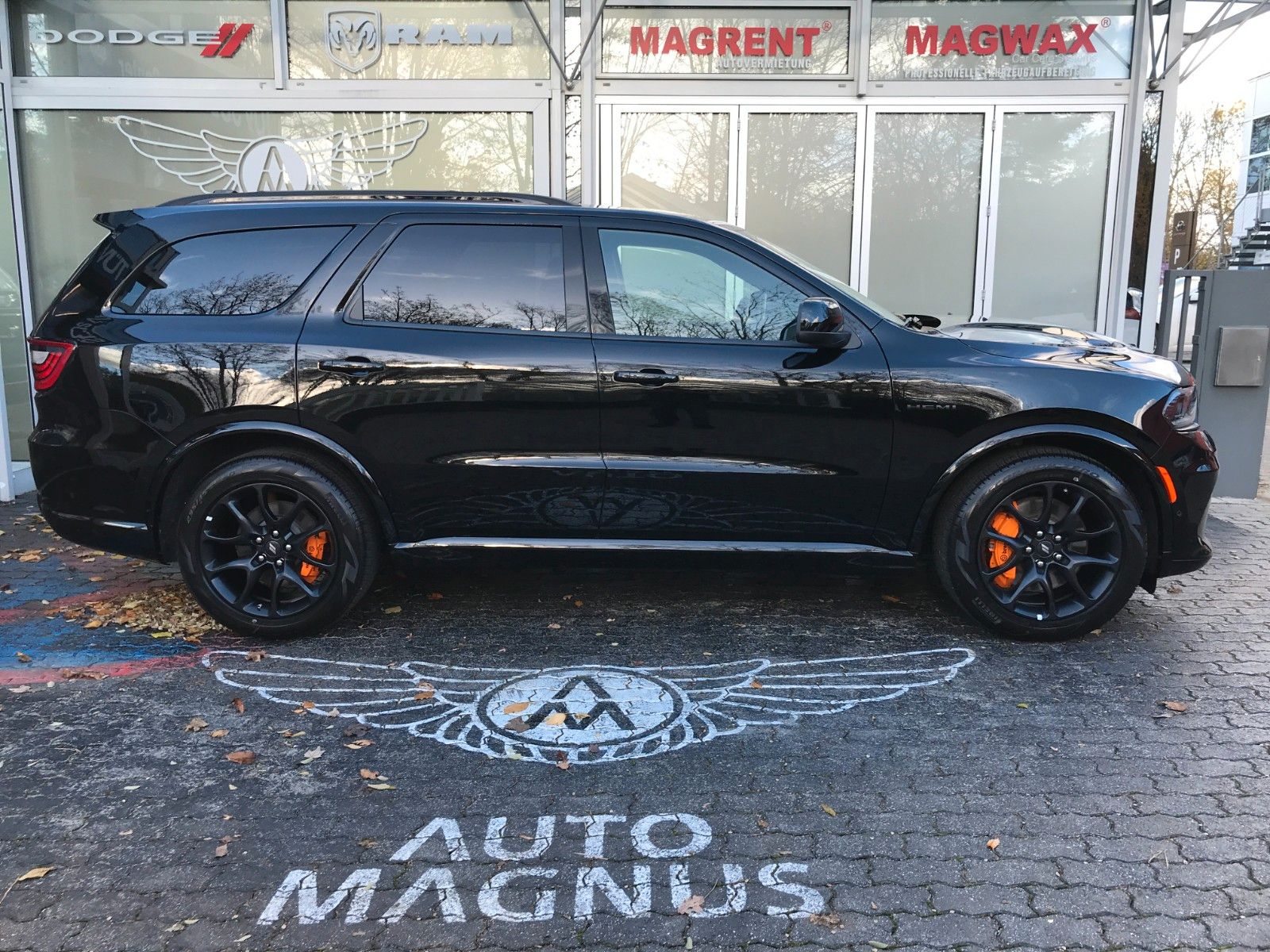 Fahrzeugabbildung Dodge Durango R/T  *7-SITZER*LPG*AHK*Hemi-Orange*