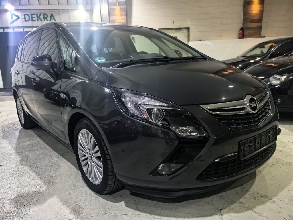 Image of Opel Zafira Tourer