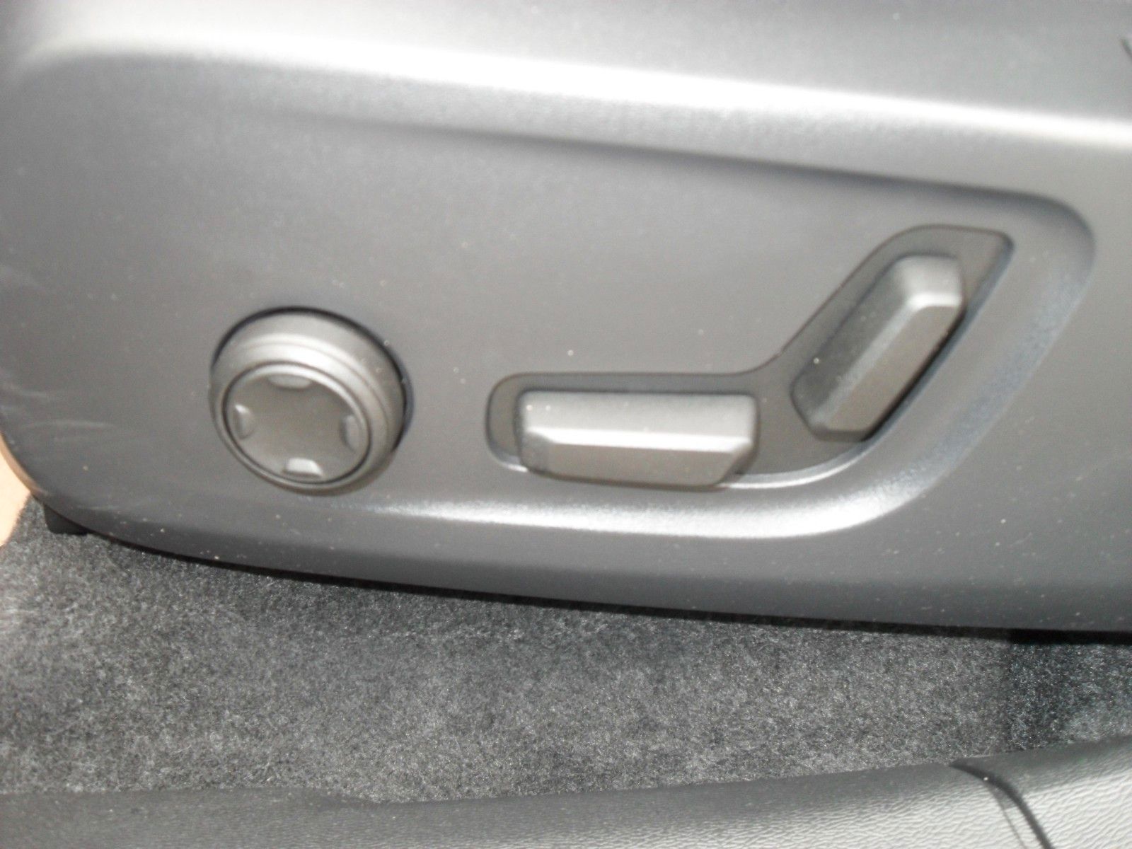 Fahrzeugabbildung Volvo C40 Ultimate | 360° | WP