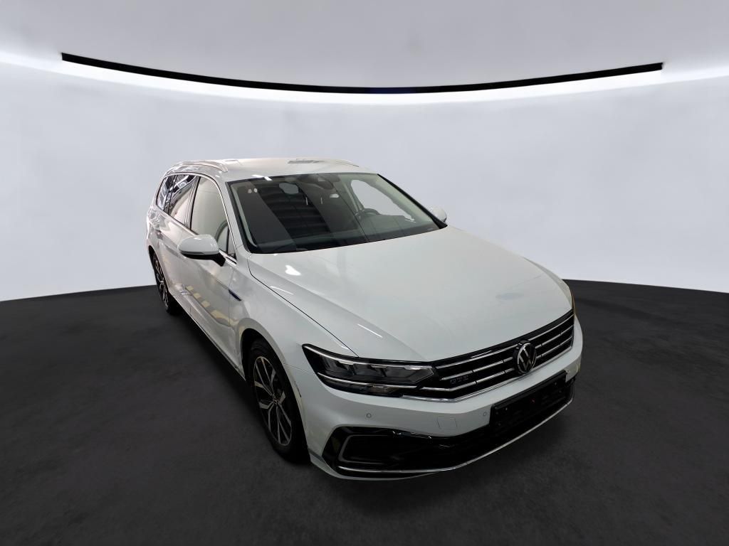 Volkswagen Passat Variant GTE 1.4 TSI/AHK/TRAVEL/HUD imagem 2