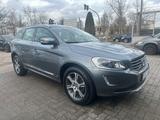 Volvo XC60 D4 Summum Geartronic 2-Hand/Scheckheftgepfl - Volvo XC60: Geartronic