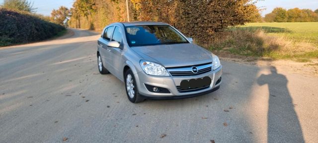 Opel Astra H 1.4 EcoFLEX Edition