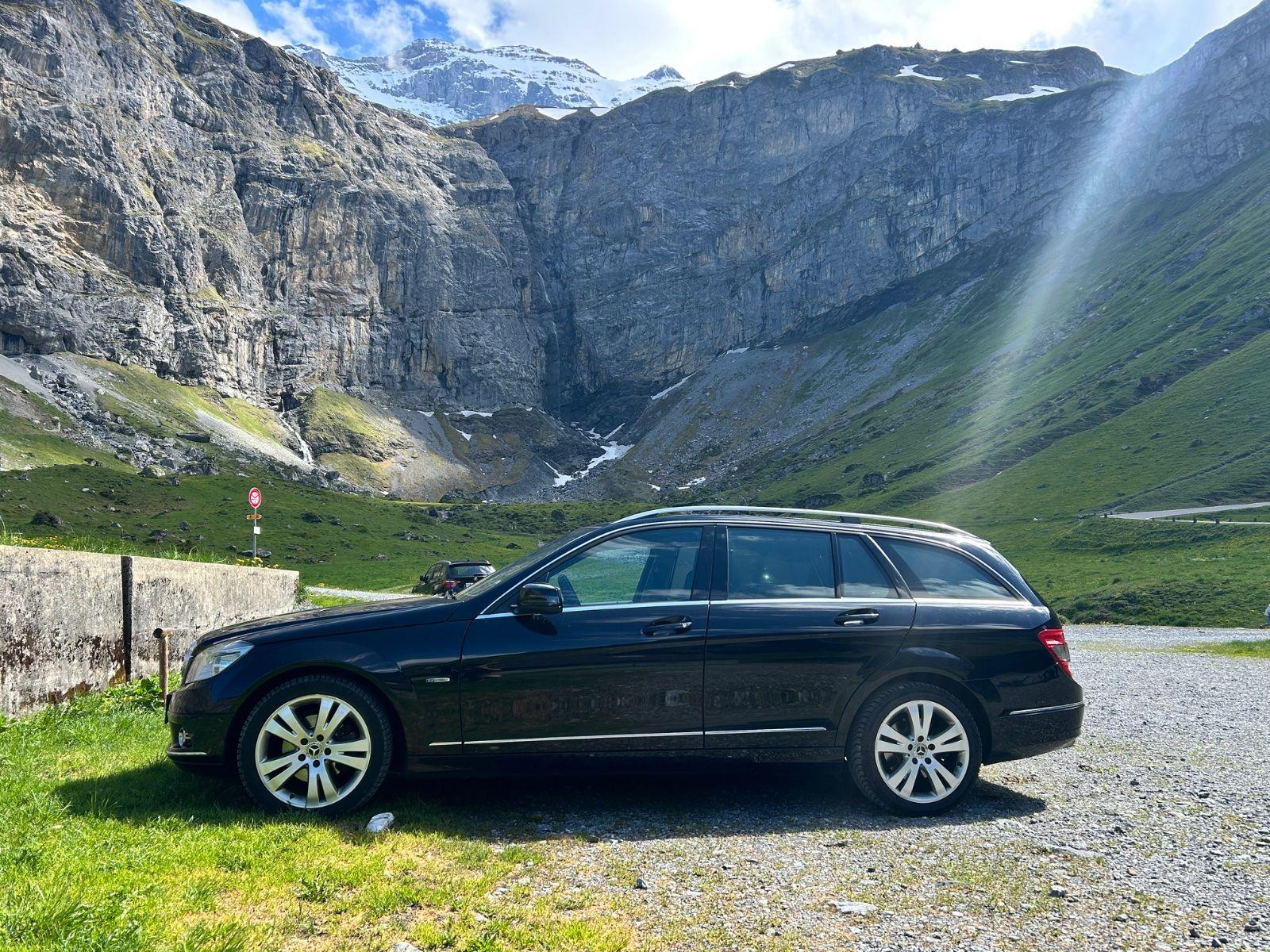 Mercedes-Benz C200 2011 — engine 192 HP (141kW)