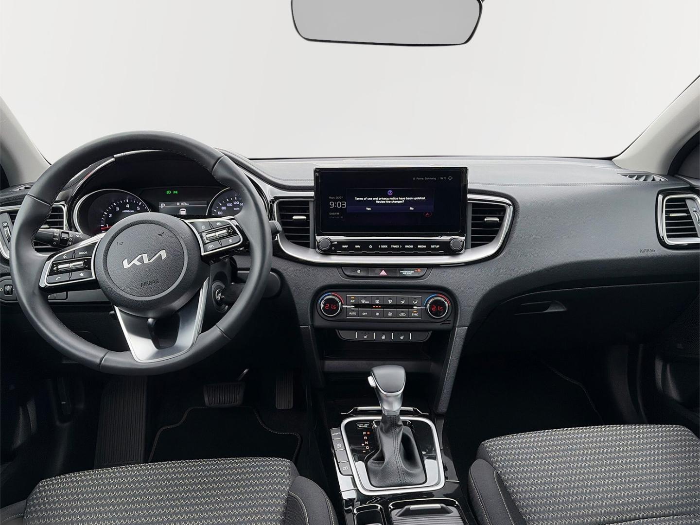 Kia Ceed_sw 1.5 Spirit, DCT, Navi, LED, Kamera