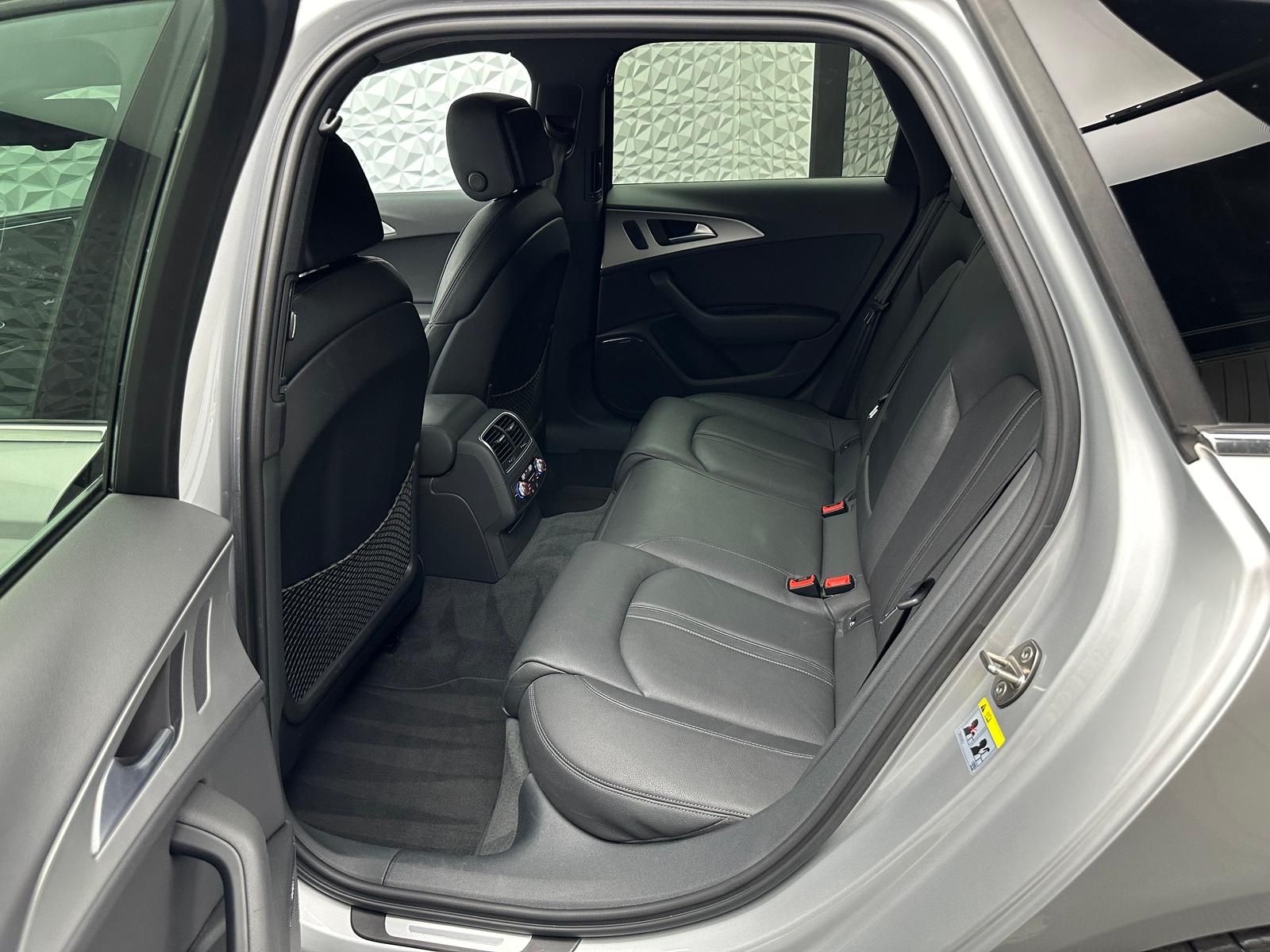 Fahrzeugabbildung Audi 3.0TDI S-LINE/QUAT/STDHZG/MATRIX/LUFT/PANO/AHK