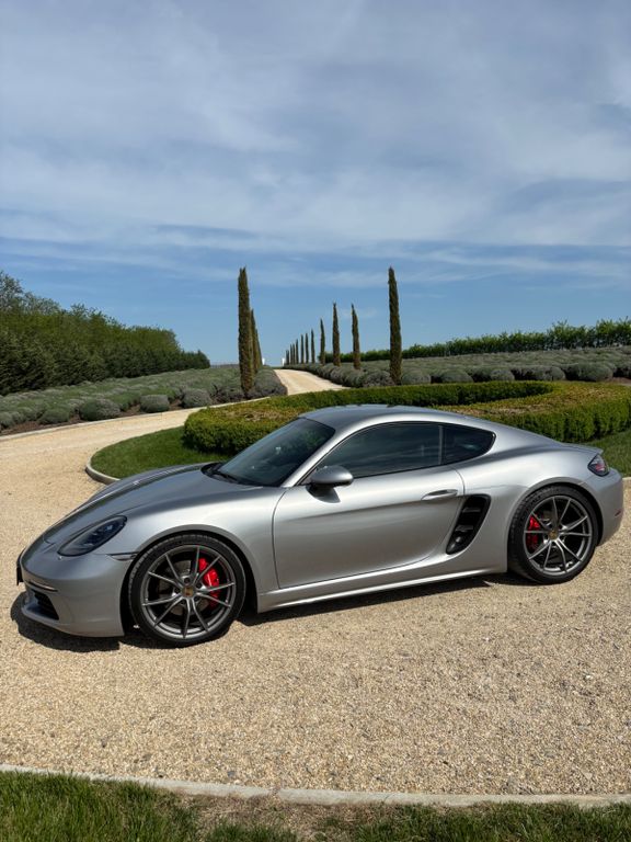 Porsche Cayman