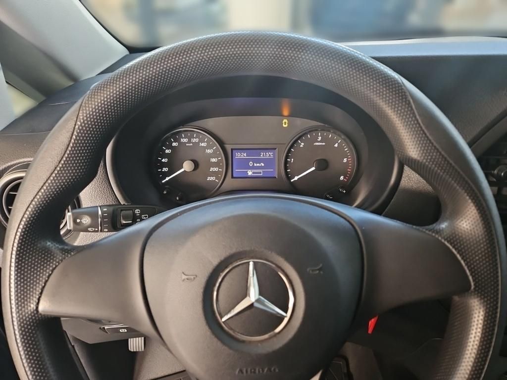 Fahrzeugabbildung Mercedes-Benz Vito 114 Kasten lang Klima AHK Tempomat Holz
