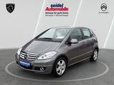 Mercedes-Benz A 160 AVANTGARDE BlueEFFI, wenig KM, Navi, SHZ - Mercedes-Benz A 160: Limousine