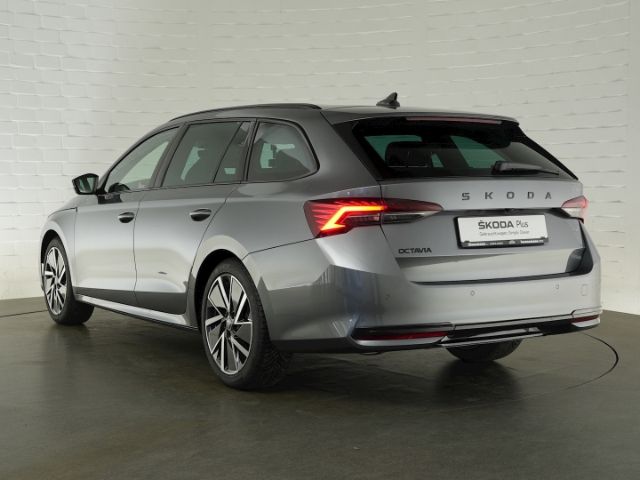 Octavia COMBI SPORTLINE TSI DSG+AHK+NAVI+360 GRA