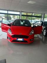 Ford FORD FIESTA 5P TDCI ST LINE 85 CV - Ford Fiesta ST mit Diesel-Antrieb