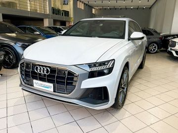 Audi Q8 - 3